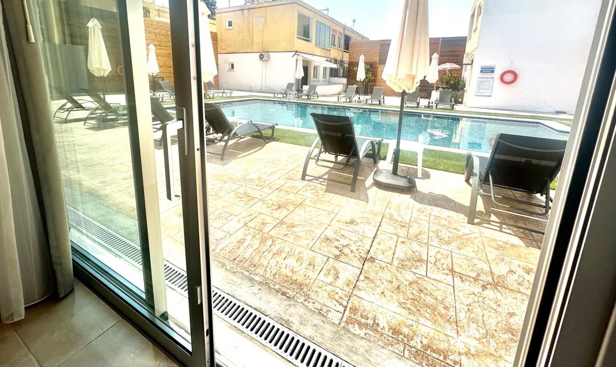 Sun Plaza Suites - Adults Only 아이아 나파 외부 사진